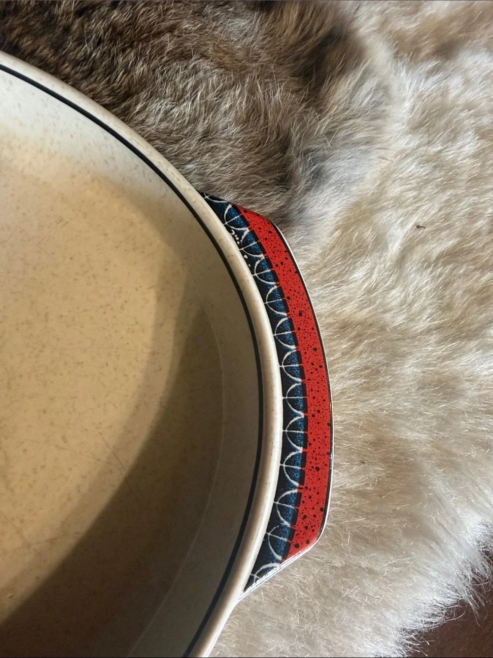 Beige Ceramic Oval Bake Dish with Red Accent Handles (UBUB)